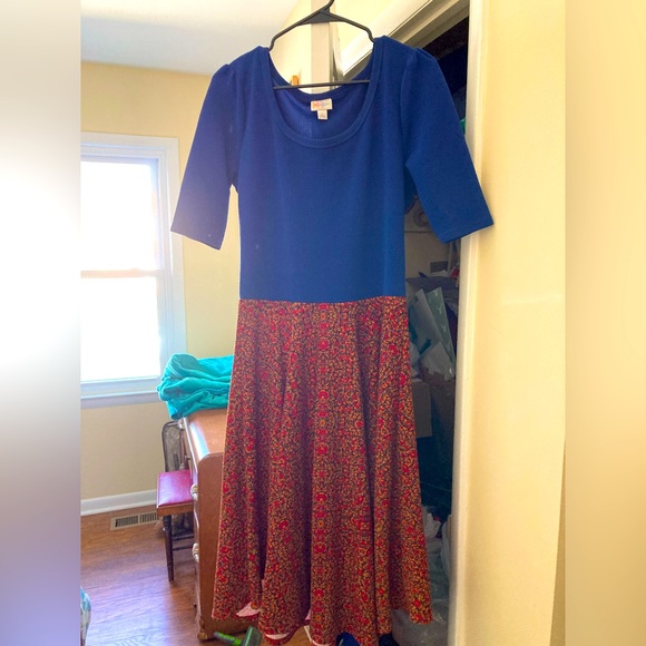 LuLaRoe Dresses & Skirts - LuLaRoe dress - Nicole Size L red and blue